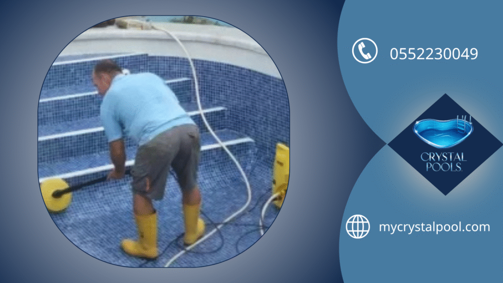 خدمات تنظيف المسابح في أبوظبي